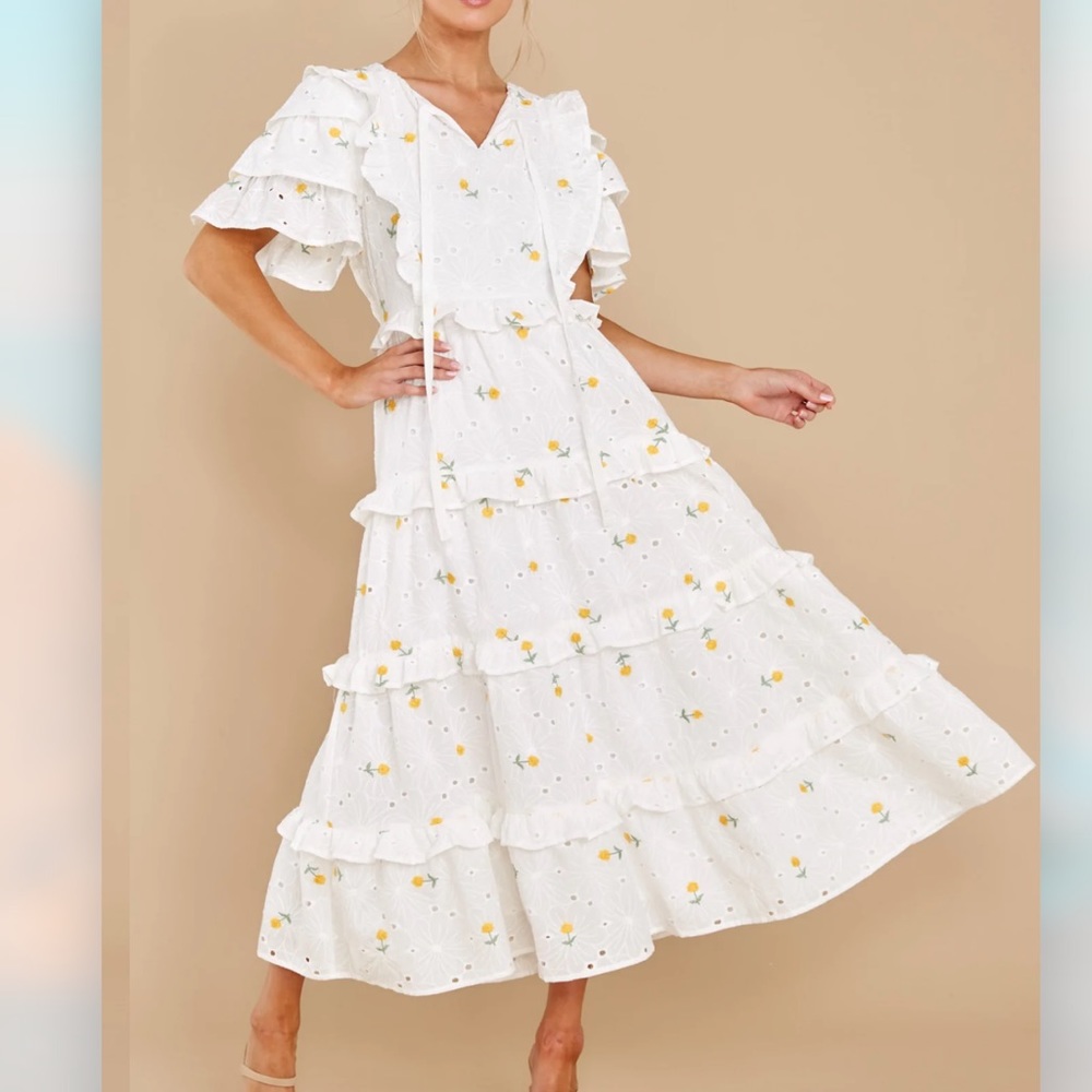 Windswept Fields Ivory Floral Print Dress